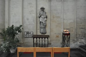 몰로카이의 성 다미안 드 베스테르_photo by Joaquin O.C._in the Cathedral of St Rumbold in Mechelen_Belgium.jpg